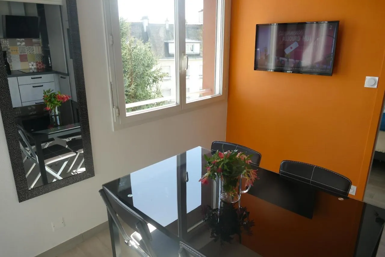 Le Chazelles Apartment Lorient